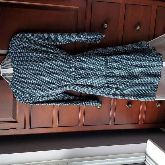 KimKa - long sleeve dress: Size: Small. Flower pattern. - Picture 4 of 7